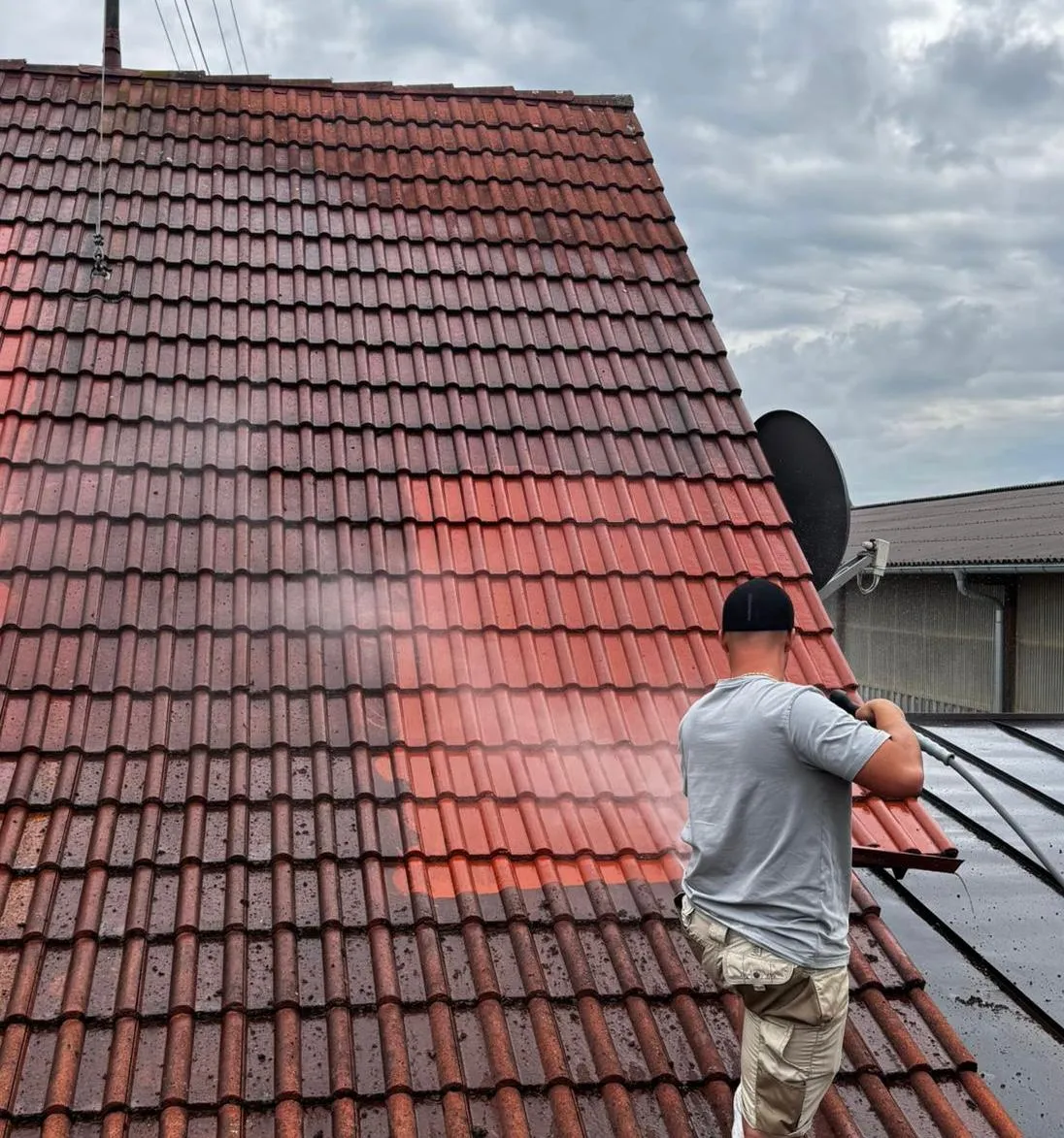 Dach vor der Reinigung